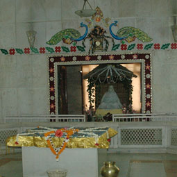 Maa anandamayi Jeeva Samadhi Kankhal - Haridwar