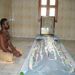 Spiritual Tours to Gnanavallal Paranjothi Mahaan - Memory Temple, Tondiarpet