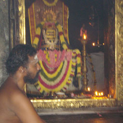 Spiritual Tours to Swarnapureeswarar Temple - Siddhar Kagapujandar's Divine Temple