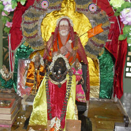 Spiritual Tours to Rambavoo Swamigal (Fire Yogi), whose physical body is not affected by the fire