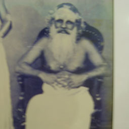 Swami Krishnanandhar Split Body Saint